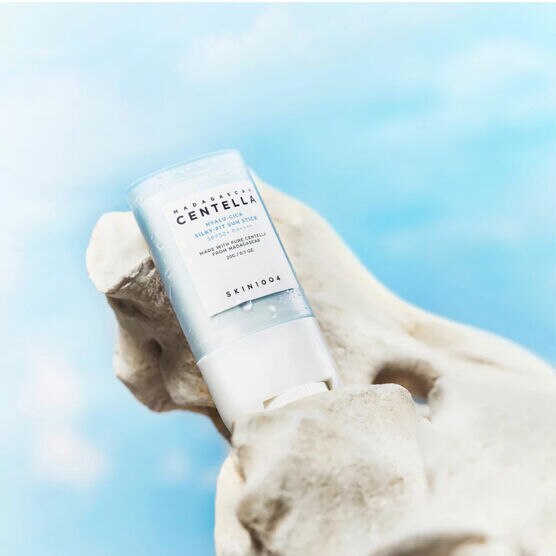 SKIN1004 HYALUCICA SUN STICK SPF50 PA